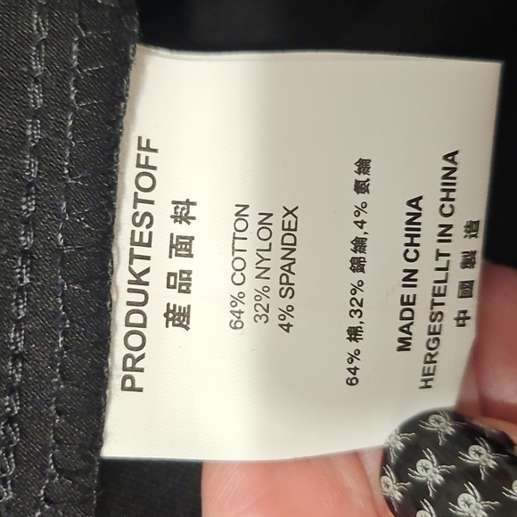 Black Sheath Dress with Notched Collar and 3/4 Sleeves - Picture 7 of 7